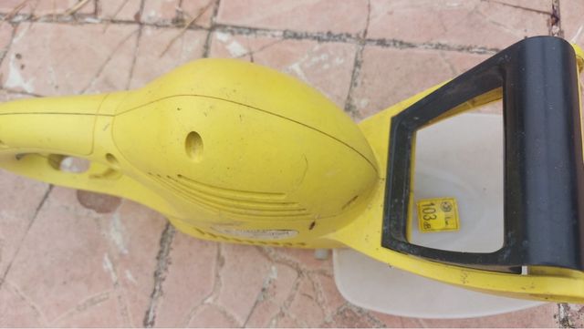 Cortasetos eléctrico HTLD01B