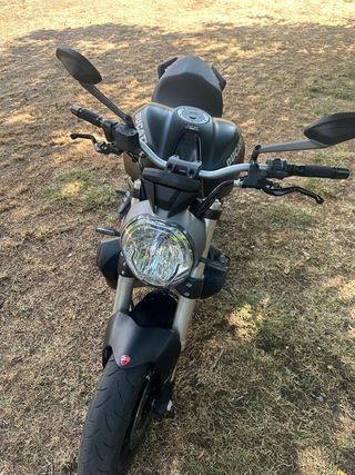 DUCATI MONSTER 821 DARK