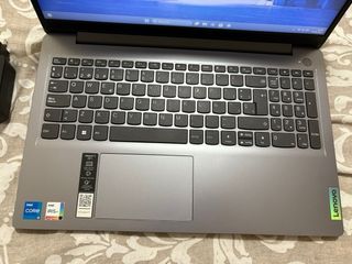 Portátil Lenovo Gris Plata