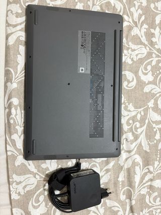 Portátil Lenovo Gris Plata