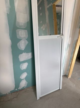 Puerta aluminio blanca - Nueva