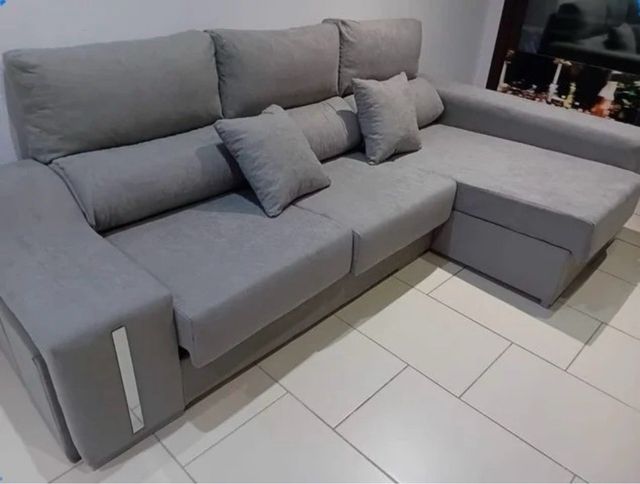 Sofá chaiselongue con Arcon y asientos extensibles