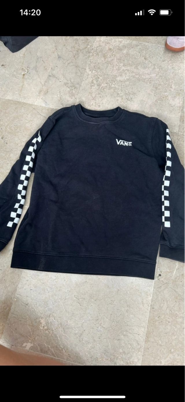 Sudadera Vans negra c/cuadr.