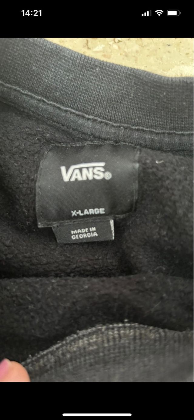 Sudadera Vans negra c/cuadr.
