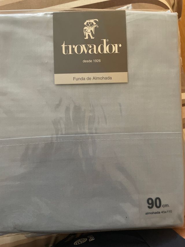 Funda Almohada Trovador 90cm Celeste