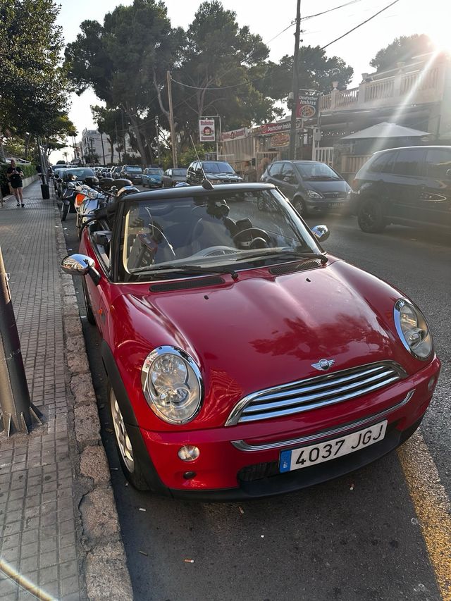 MINI Cabrio 2004