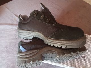 Zapatos seguridad - negros talla 42