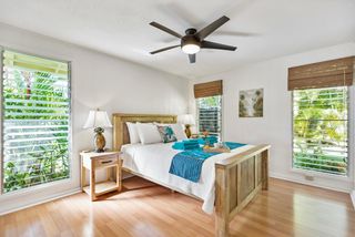 Cama de madera maciza
