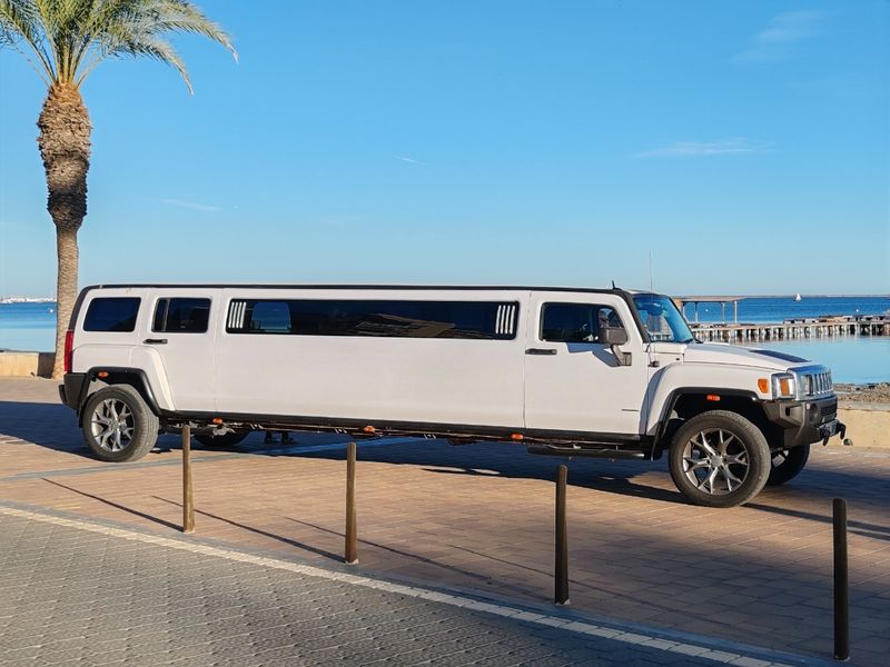 Alquiler de limusina Hummer H3 2007 - foto 1