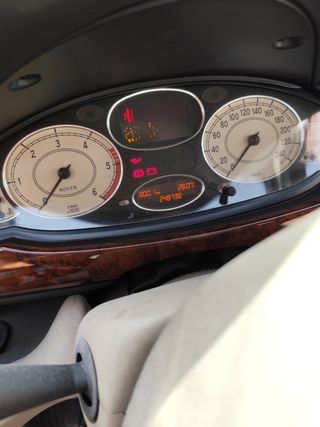 Rover 75 para reparar