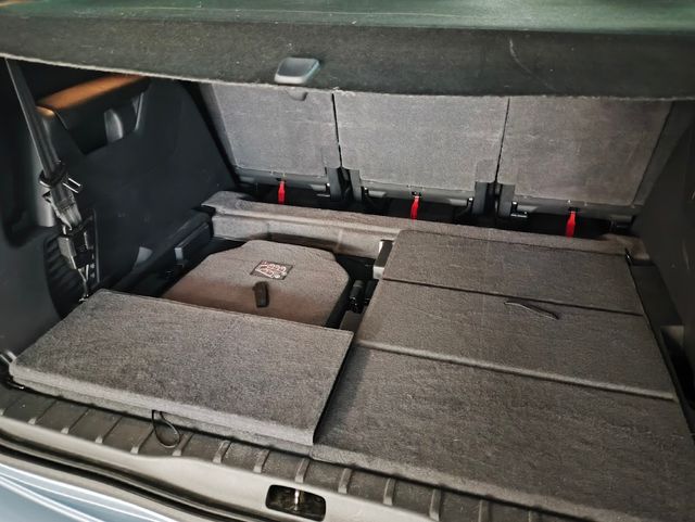 Peugeot 5008 2011