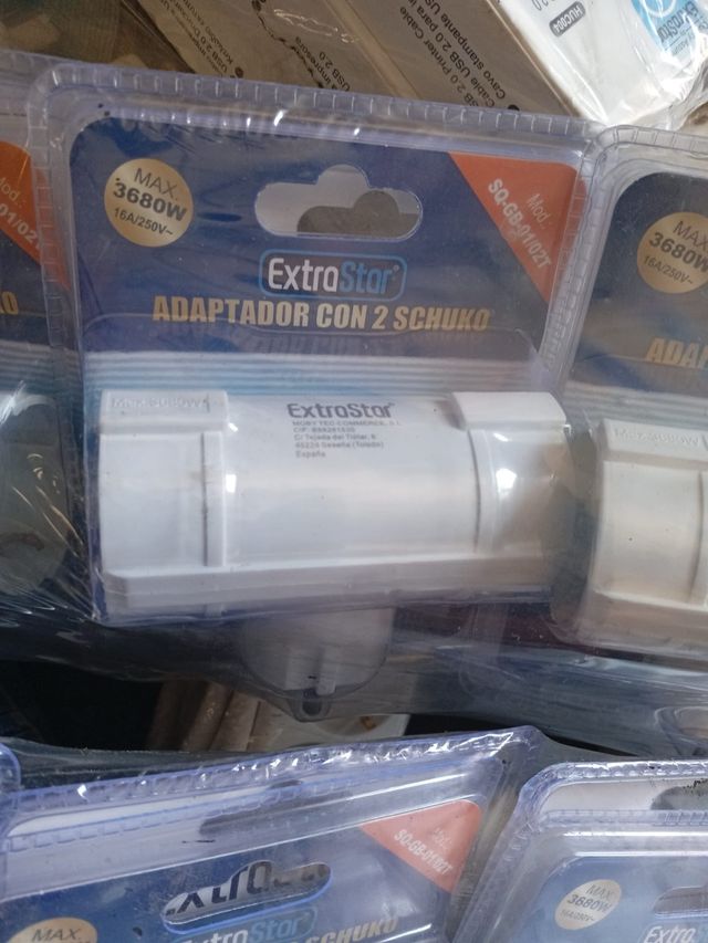 12 Adaptadores ExtraStar 2 Schuko 3680W