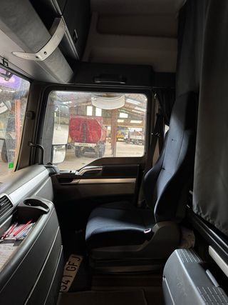 Camión MAN TGX 440 - Blanco