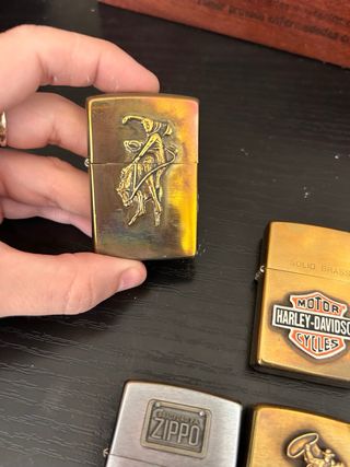 5 Zippos: Harley, Marlboro, Clásicos