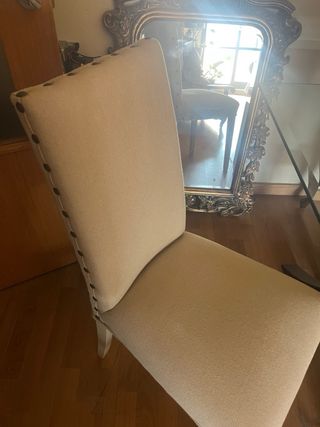 Mesa cristal + 6 sillas beige