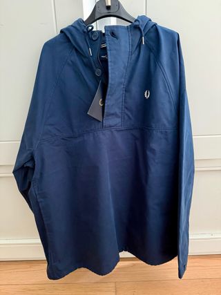 Chaqueta Fred Perry azul marino con etiquetas 