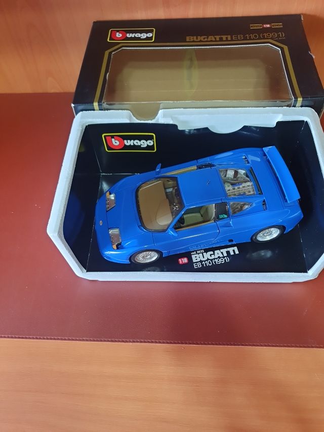 Bugatti EB110 Bburago scala 1/18