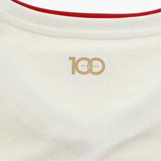 Futbol camiseta Universitario