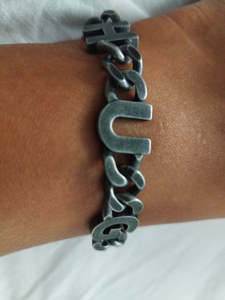 Pulsera Hugo Boss - Negra y Roja