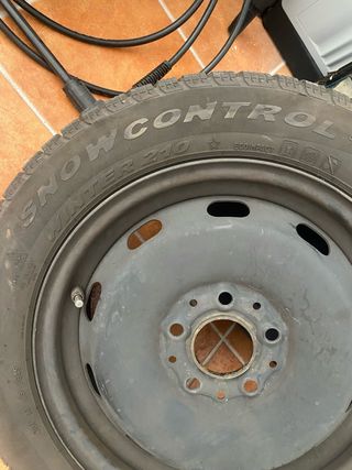 Neumático invierno Snowcontrol 210
175/65 R 15