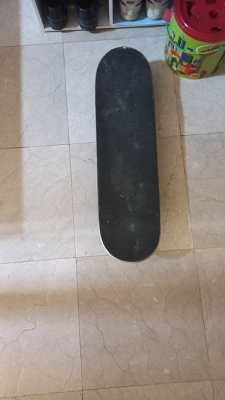 Monopatín usado 78cm