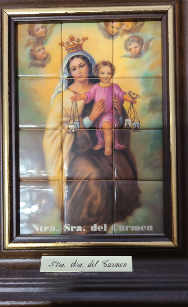 Virgen del Carmen: policromada