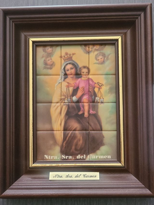 Virgen del Carmen: policromada