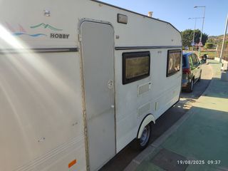 Caravana Hobby De Luxe 2 Ambientes