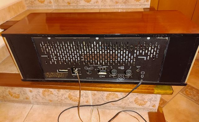 Radio válvulas Philips B6X23A Vintage