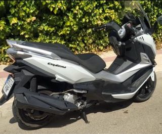 Moto Scooter 300cc / 2018.