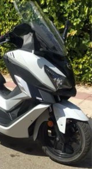 Moto Scooter 300cc / 2018.