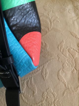 Bolso de mano y bandolera Desigual