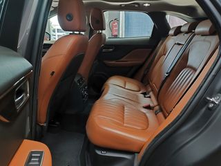 Jaguar F-Pace 2017