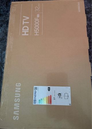 TV Samsung 32" H5000F HD - Nueva