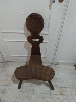 Silla Castellana Antigua de Madera