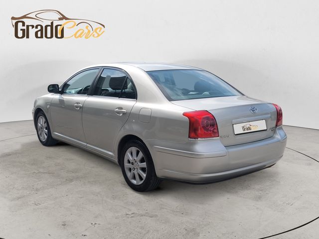 Toyota Avensis 2006