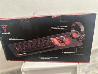Pack Tempest: teclado, ratón y auriculares RGB
