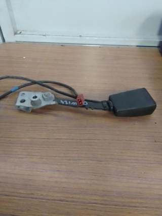 Cinturon seguridad delantero derecho Merce