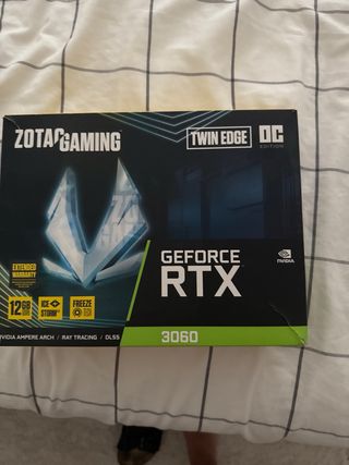 Ordenador Gaming desmontado, piezas a estrenar