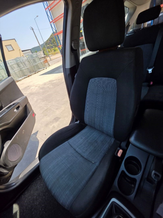ASIENTO DELANTERO DERECHO KIA CEE'D SPORTY WAGON