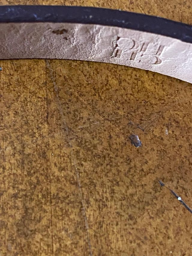 Cinturón Carolina Herrera dorado