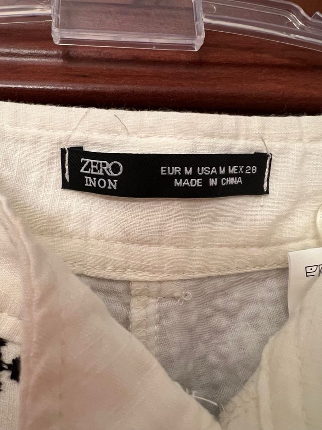 Pantalones anchos blancos