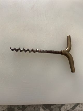 Cavatappi antico in ottone c3