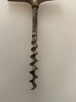 Cavatappi antico in ottone c3