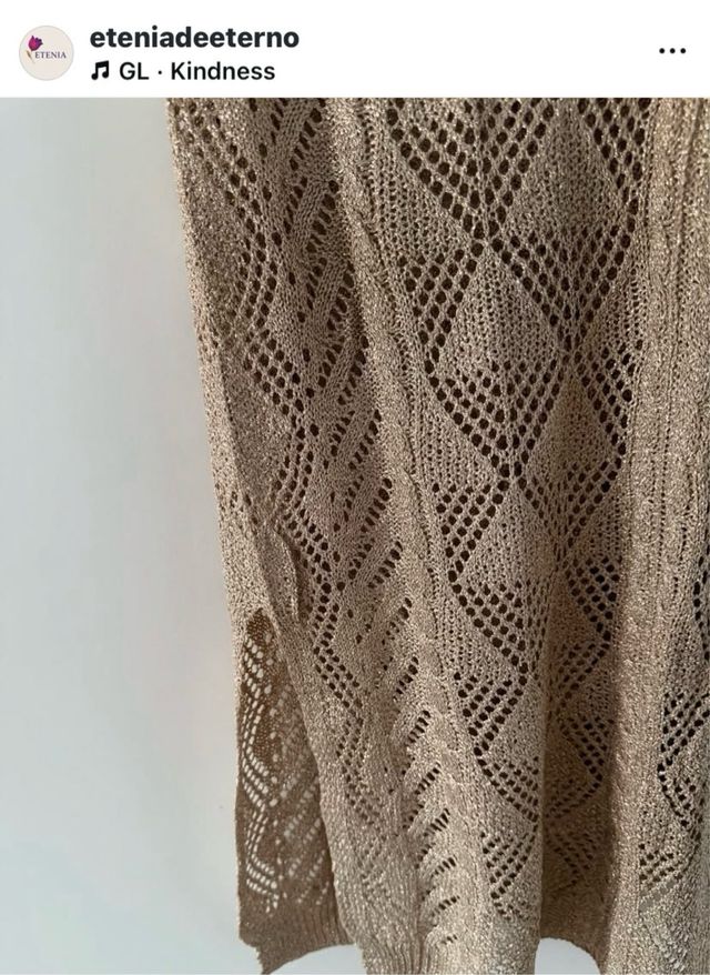 Vestido de punto beige