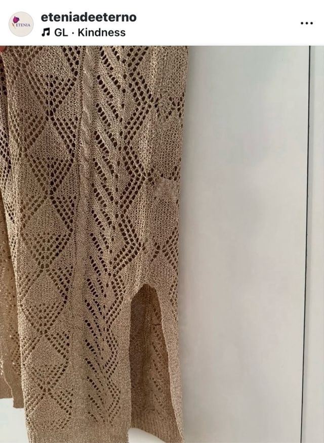 Vestido de punto beige