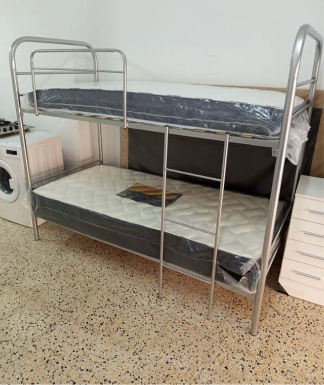 Litera de 90x190 + 2 colchones viscolasticos !!