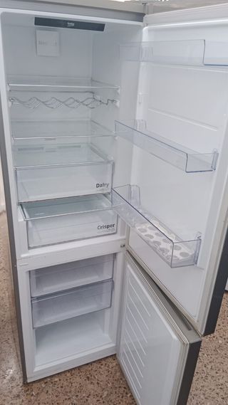 Nevera Beko - Garantía 6 meses 