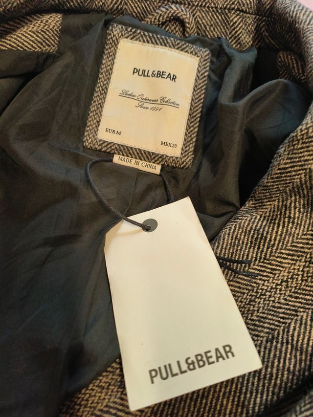 Abrigo gris Pull&Bear