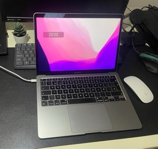 MacBook Air M1 2020 13” + Magic mouse apple